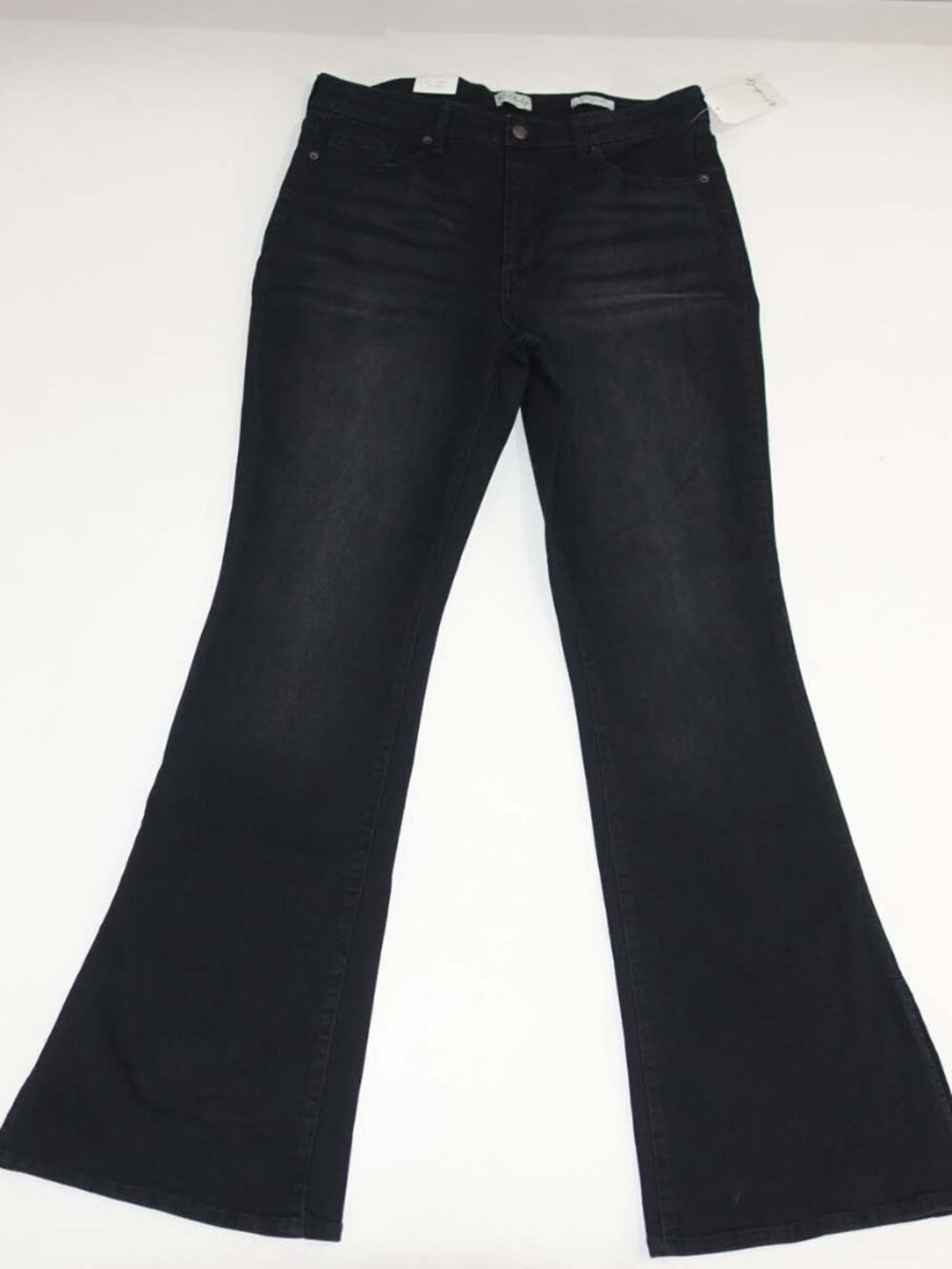 Wonderly Womens High Rise Flare Jeans Size 14 NWT Black 33" Inseam Stretch Denim